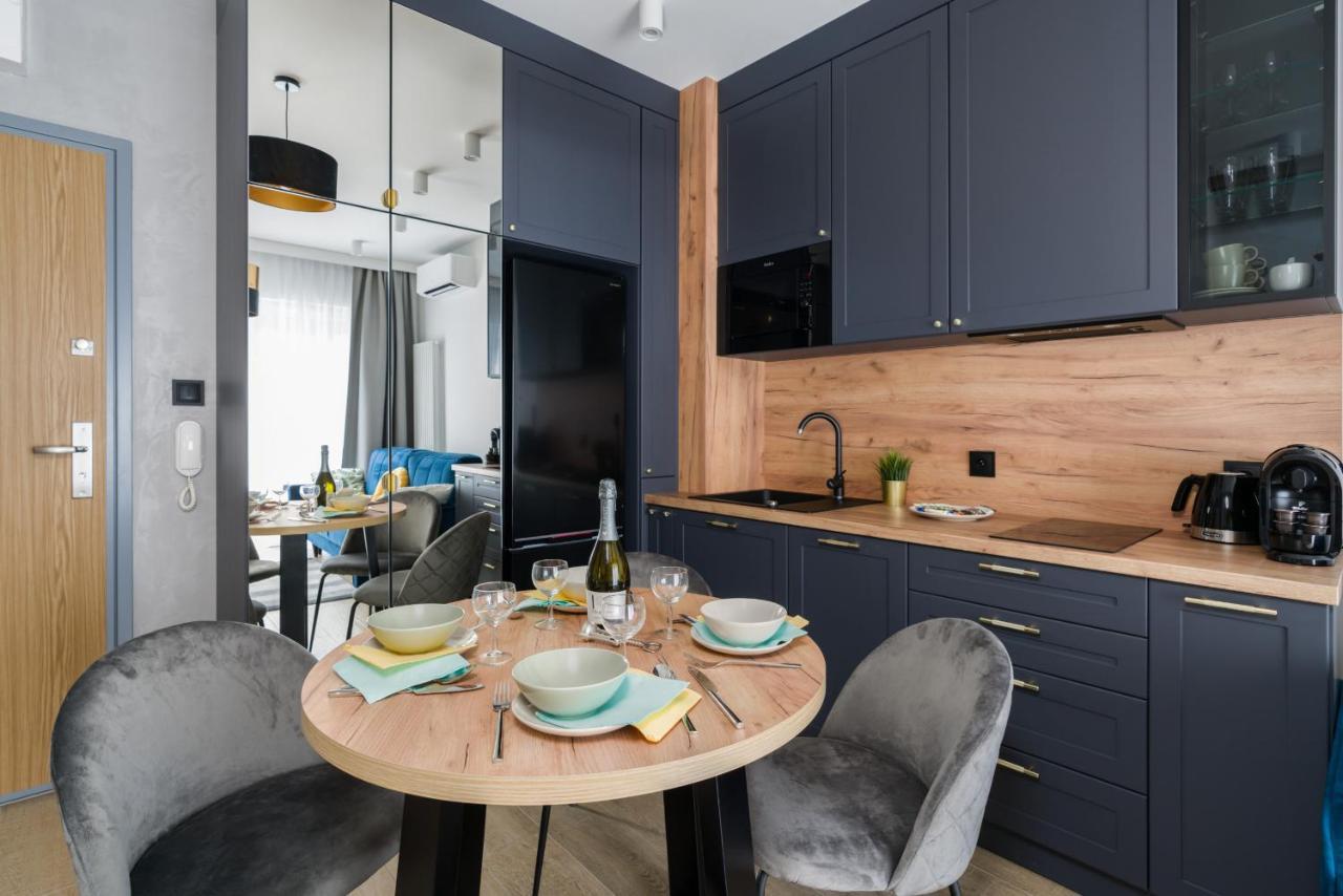 Niedzialkowskiego 25 Apartments Stary Browar City Center By Renters Prestige Познан Екстериор снимка