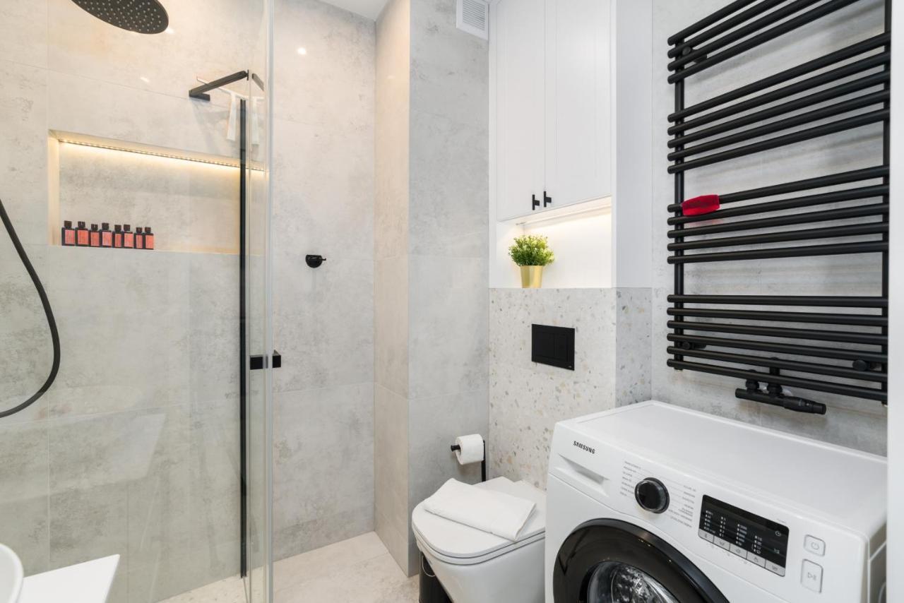Niedzialkowskiego 25 Apartments Stary Browar City Center By Renters Prestige Познан Екстериор снимка